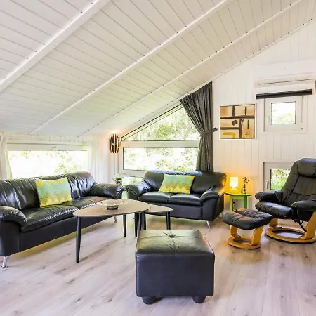 Hébergement de vacances 10 Person In *